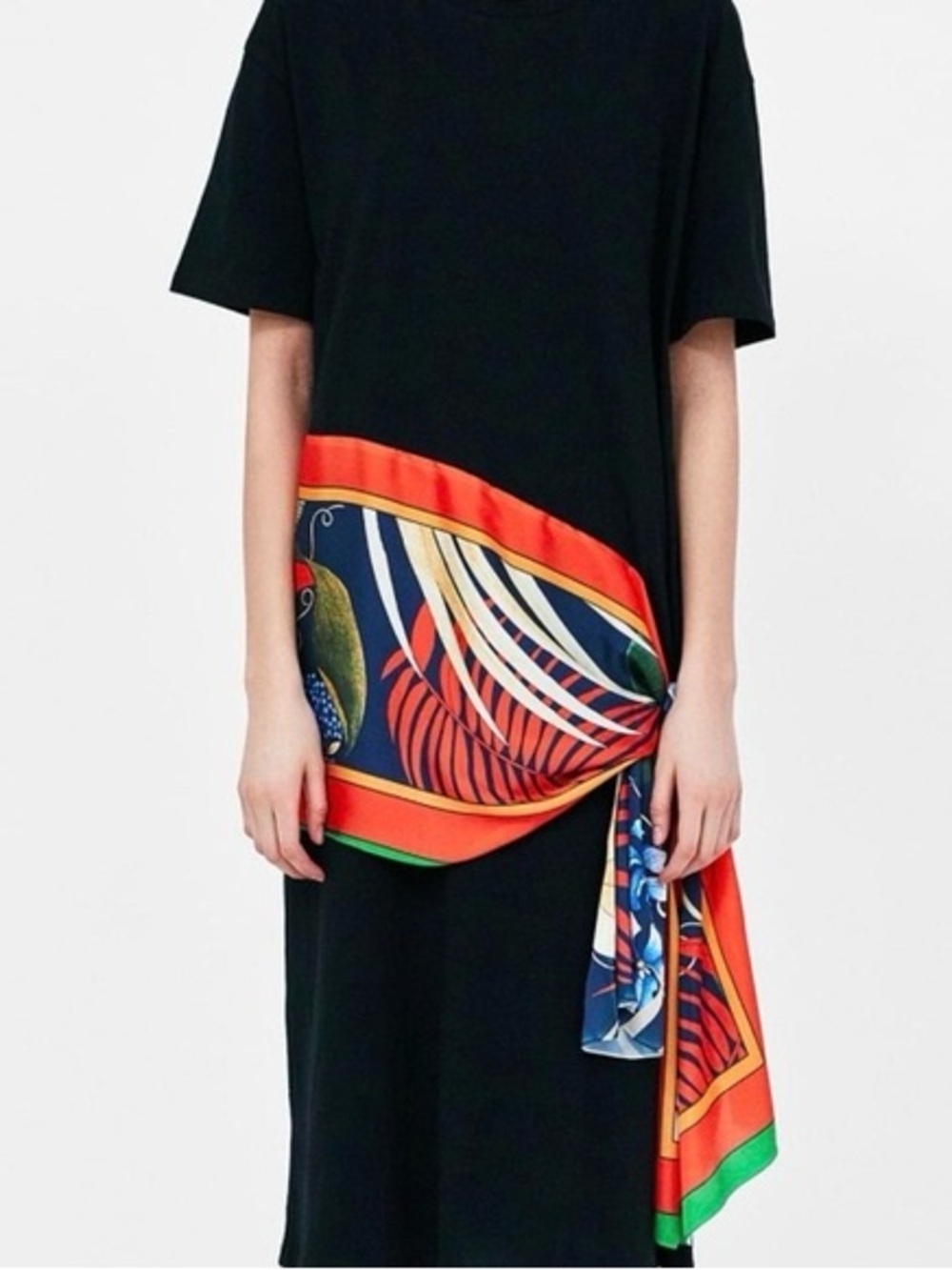 Zara Black Crewneck T-Shirt